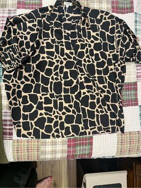 Umgee Black & Tan Animal Print Blouse
